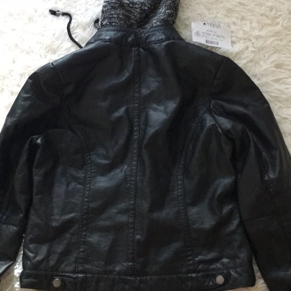 leather jacket - Picture 3 of 3